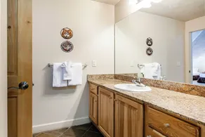 Crestview 303E | Mountain View | Hot Tub | Pool | Near Outlets & Olympic Park - Image 5