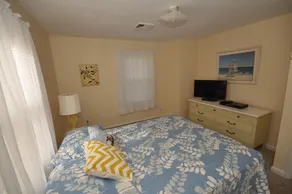 5 Bedroom, Two Living Room, Walk to Scarborough - Image 5