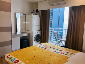 Stunning Apartment at a Bargain price, close to MRT, markets, shops - Image 3