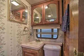 Glamping Getaway in Woodstock Lake Campground - Image 4