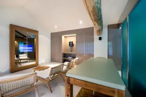 Large Lake Como Villa with 7 + Bedrooms - Image 4