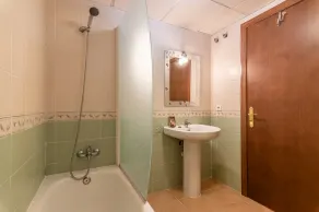 Family-friendly Apartment in Ayamonte - Image 5
