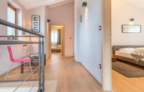 4 Bedroom Accommodation in Trosti - Image 4