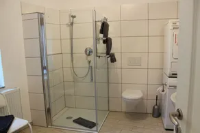 With balcony and fully equipped! - Image 4