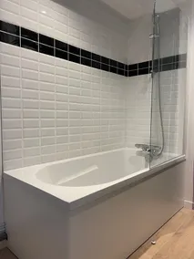 Maison Entièrement Rénovée Située à 50 Mètres de la mer Jardin 4 Chambres 2 SDB - Image 3