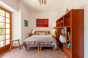Apartamento 'Logement De Charme Les Araucarias' con piscina compartida, terraza privada y Wi-Fi - Image 5