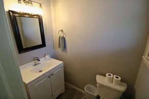 Remodeled Broken Arrow Home -Dogs OK -Safe Location -Fully Privacy Fenced Yard  - Image 3
