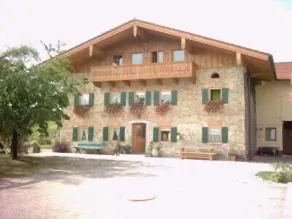 Ferienwohnung im Bauernhof, 2 Schlafzimmer, Wohnküche, Dusche/wc, Balkon - Image 3