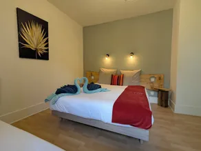 LE LYNX in a charming property in the heart of the Source-Bleue site - Image 4