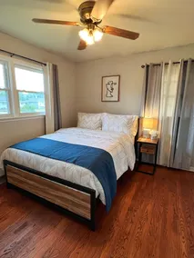 Beautiful and updated place to stay in a quiet neighborhood of Munster Indiana. - Image 5