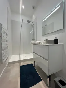 Apartamento 'L'aristide' con terraza privada, balcón y Wi-Fi - Image 4