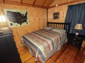 Lake Texoma Cedar Cabin - Kicks 66 - Image 4