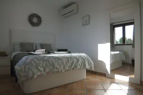 Villa individuelle de luxe, vue imprenable sur la mer, piscine privée et jardin - Image 4