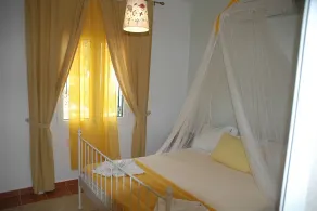 Villa - Lemon - Orange - Image 4