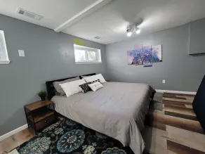 Comfortable 4 Bedroom / 1.5 Bathroom Home - Image 3