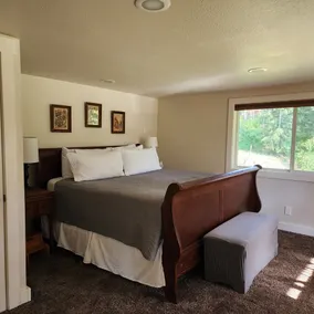 Serene Hideaway near nature and the Little Spokane River - Image 5