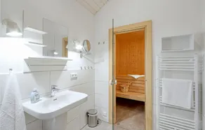 Nice Home In Krems Iiwarderbrück With Sauna - Image 2