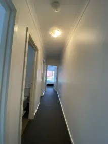 Whole house with 4 Queen Beds-Cozy Tranquil House - Close to Melbourne Airport - Image 4