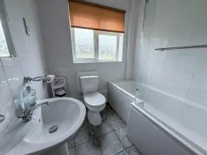 Great 3 Bed Chalet To Hire In Hemsby, Ideal For A Seaside Break! Ref 18201B - Image 3