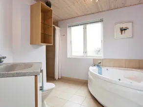 Picturesque Holiday Home in Ulfborg near Sea - Image 3