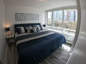 Amazing & Modern! Beautiful & Quiet View! Best location Downtown w/ Free Parking - Image 5