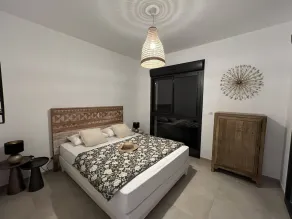 Grand Appartement Avec une Très Grande Terrasse Équipée D'un Jacuzzi - Image 5