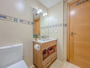 Appartement pour 3 personnes, Wi-Fi gratuit dans le centre de Lloret, à 300 mètres de la plage, idéal pour les jeunes. - Image 4