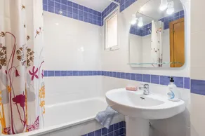 Appartement \"Edificio Menorca\", proche de la mer, avec piscine partagée et Wi-Fi. Animaux admis. - Image 4