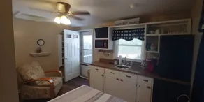 The Hideaway Cottage - Image 3