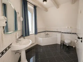 Hotel Schwarzenbek - Image 3