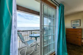 Vacation at the BEACH - Balcony with water view - Image 5
