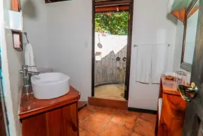 Seaside Two Bedroom Cottage! - Image 3