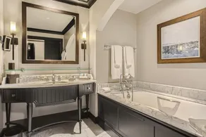 Million $ 2BR Master Resort Ski-in / out Residenz ★★★★★ Ritz-Carlton BG - Image 5