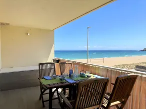 Apartment with sea view, fist line from the sea. A/C. Parking place. - Image 4