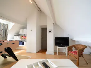 Bungalow in Gerin with Terrace - Image 3