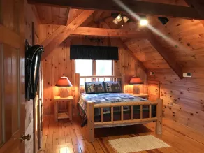 Idles Spur: Pet-Friendly,Cozy Cabin,Hot Tub,Wood Fireplace,WiFi - Image 3