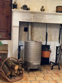 A rejuvenating stay in a quiet, rustically charming gîte  - Image 2