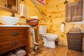 Fishing Cabin w/ Air Purifier - Image 3