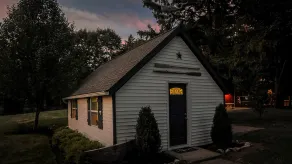 Blue Vieira Cottage - Image 3