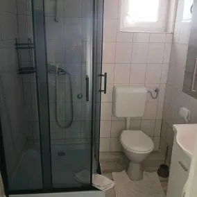 Holiday apartment 70 m from the Adriatic Sea - Image 3