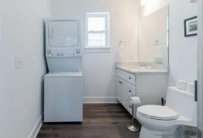 Charming Old Town Loft, nestled in the Heart of Historic Bluffton, SC - Image 3