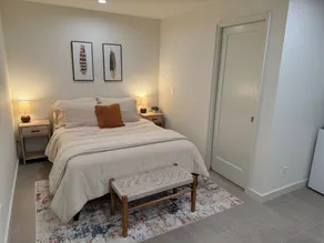 Modern Mountain Guest Suite - Image 5