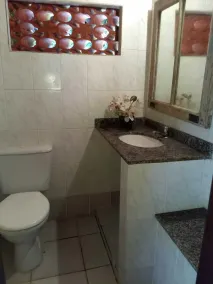 HOUSE IN PENEDO WITH WATERFALL - Image 5