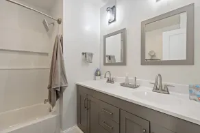 Lansing 3BR near downtown — Game room & EV garage - Image 2