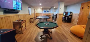 El Cabitan: 4BR Scenic Mountain Views, Hot Tub, Game Room & Fire Pit - Image 3