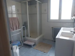Fully equipped apartment in the center of town, no pets allowed - Image 2