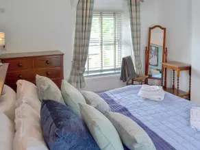 2 bedroom accommodation in Trewalder, near Wadebridge - Image 5