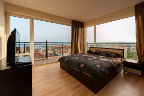 Roel Residence Apartments - Image 5