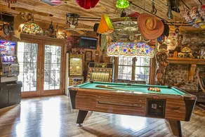 Wisconsin waterfront rental pet friendly w/ hot tub and lakefront cabin rental - Image 2