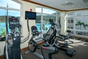 Penthouse King Suite! Fully Remodeled and booking with full amenities! - Image 3